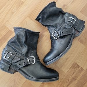 Ugg Collection Aria Booties Black Leather Slouch Harness Buckle Strap